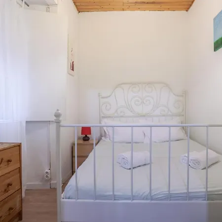 Lovely In Bairro Alto Appartement Lissabon