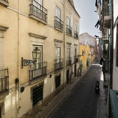 Lovely In Bairro Alto Lizbona
