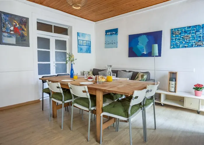 Διαμέρισμα Lovely In Bairro Alto