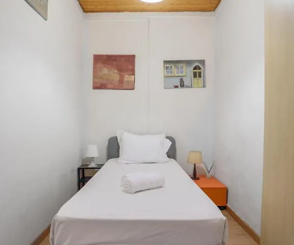 Διαμέρισμα Lovely In Bairro Alto *